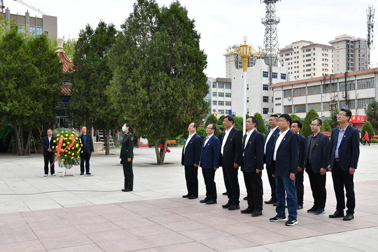 瞻仰会师塔 DSC_3814_副本.jpg